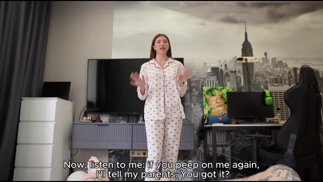 Younger Sister Notices Brother's Arousal and Agrees to Sex in Exchange for Keeping His Peeping a Secret