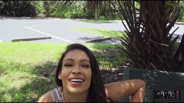Hardcore Porn on Camera: Latina Gives Herself to a Street Pickup Artist Immediately After Breaking Up with Her Boyfriend
