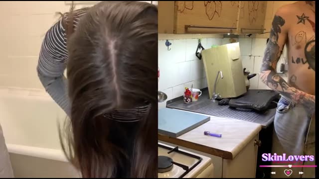 Игрок в ярости: отказ от игры до жёсткого секса с девушкой на диване перед матчем.